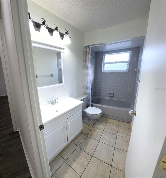 Building Photo - 1280 Covey Ct
