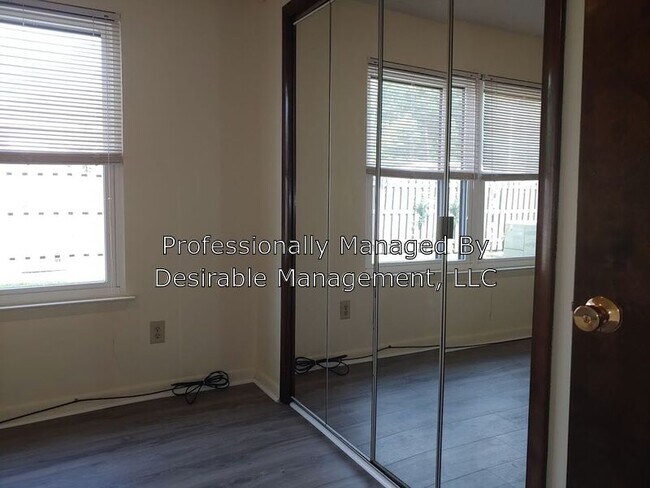 Building Photo - 147 Windsor Castle Dr
