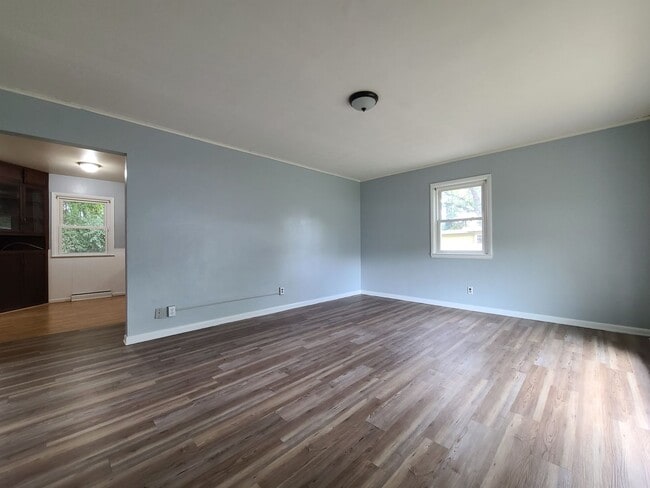 Building Photo - Newly Updated 3-Bedroom, 1-Bathroom Home in Benton Harbor
