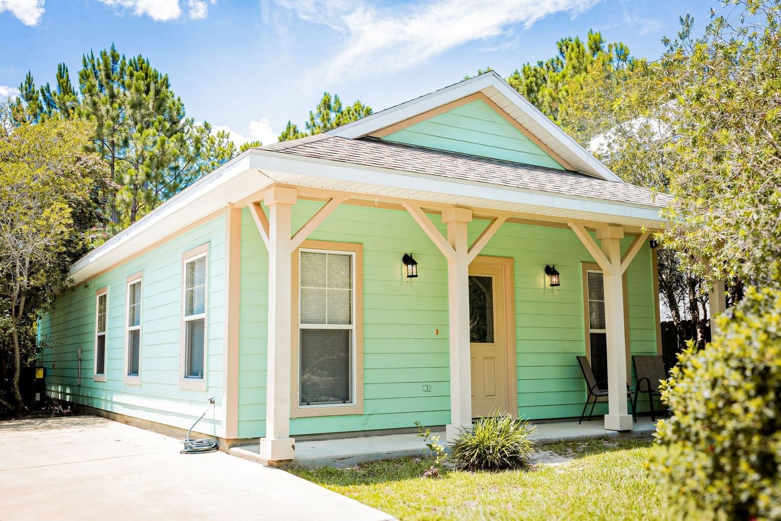 Building Photo - 1657 Indian Woman Rd