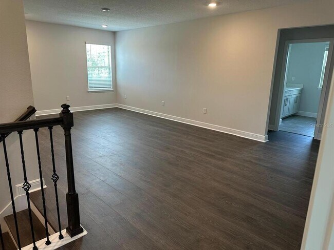 Building Photo - 16207 Point Rock Dr