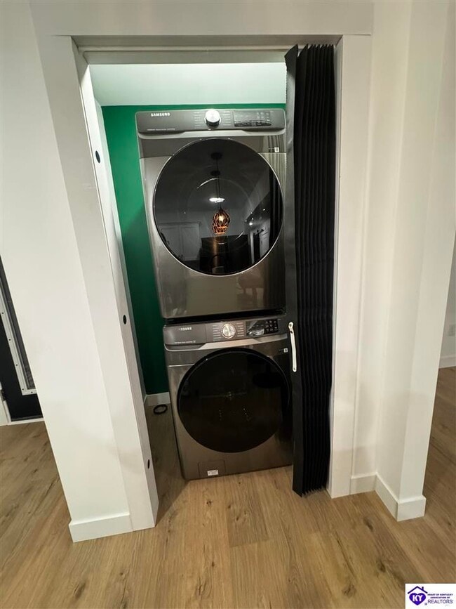 Building Photo - 564 St John Church Rd