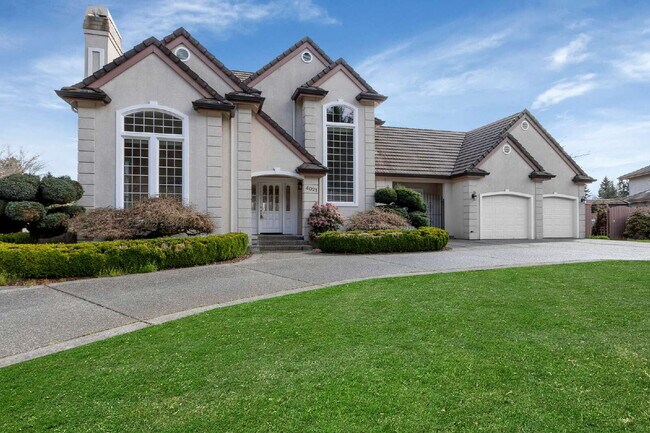 Building Photo - Extravagant Custom Home in Olympia