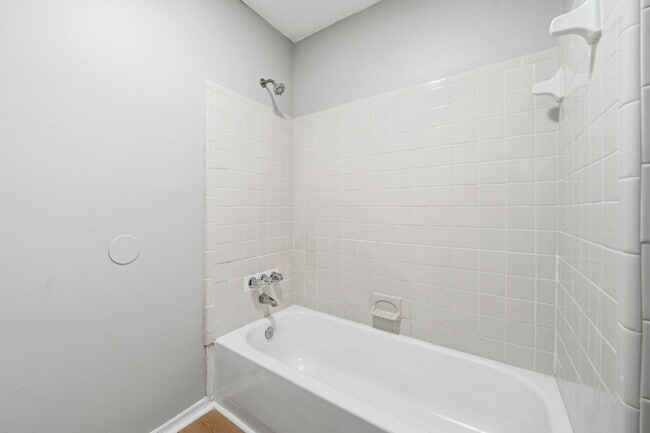 Building Photo - 3921 Henry Ct