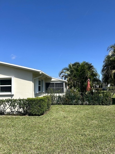 Building Photo - 2551 Emory Dr W