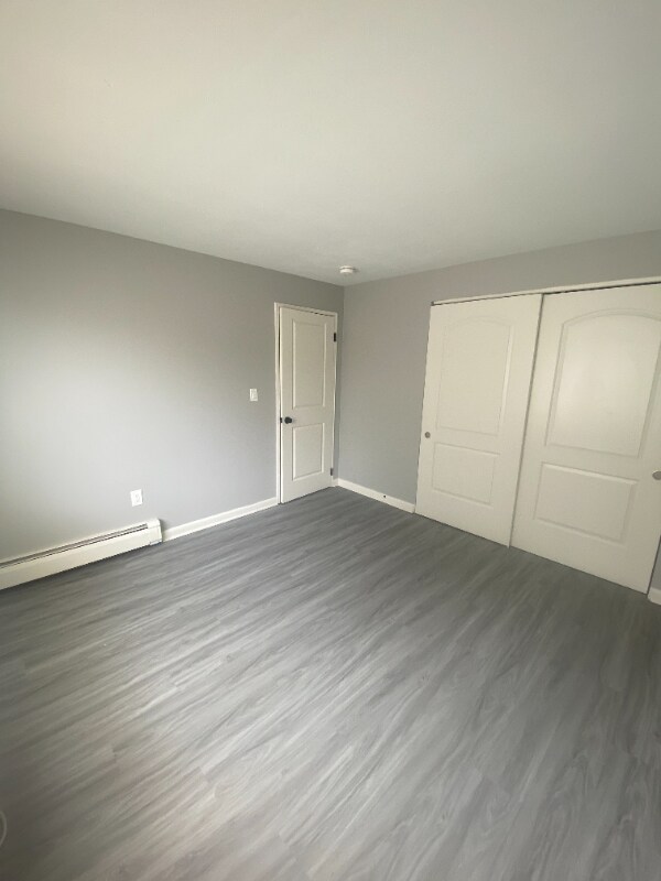 Building Photo - 31 Gillett St