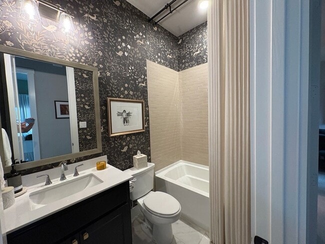 Building Photo - 3944 Grayson Ln