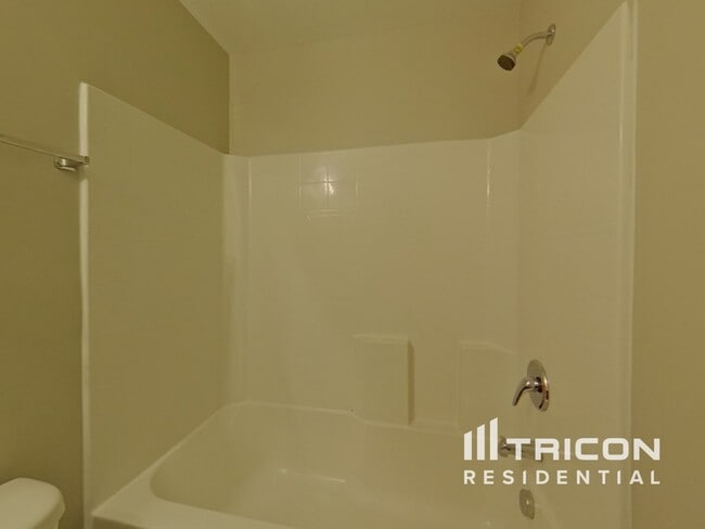 Building Photo - 171 Tybo Dr