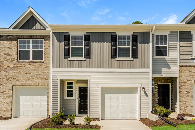 Primary Photo - Fantastic 3bd/2ba home! Let yourself in!