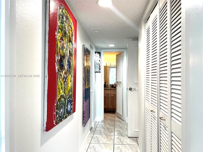 Building Photo - 2401 Collins Ave
