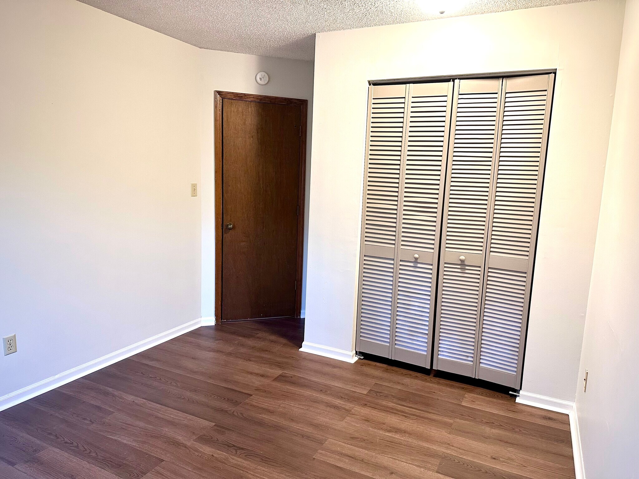 Building Photo - 1121 New Jersey St