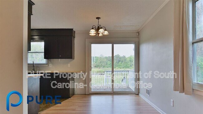 Building Photo - 1829 Memorial Dr