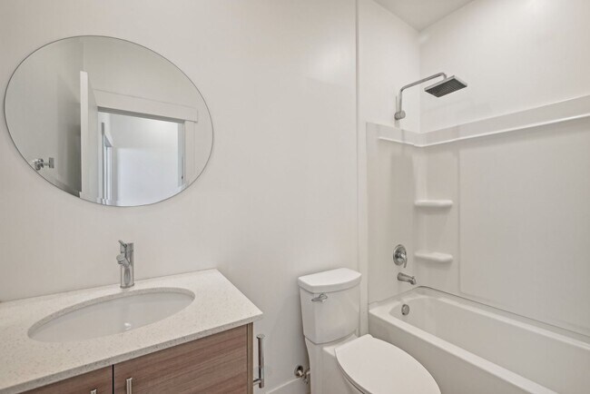 Building Photo - 2BR/2.5BA Condo in Central Ninth | Mountain Views, Solar & Walk to Everything