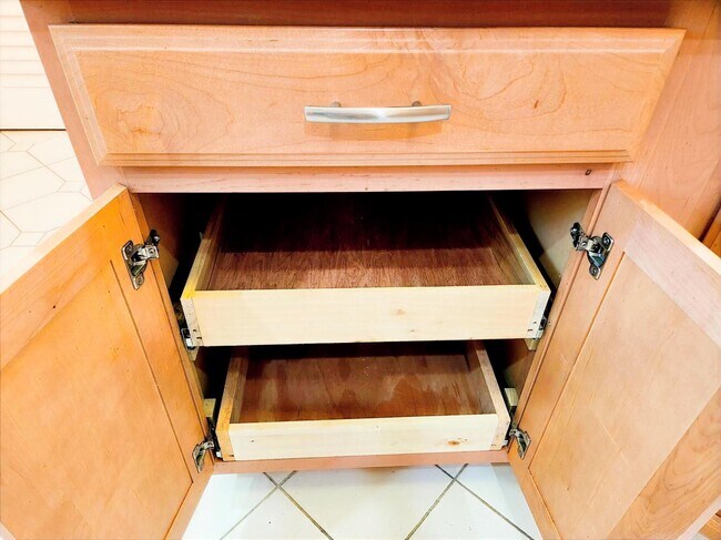 Building Photo - 2008 S Federal Hwy