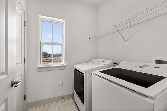 Building Photo - Brand-New Westfield Home Near Grand Park