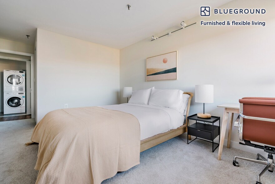 Building Photo - 2500 Clarendon Blvd