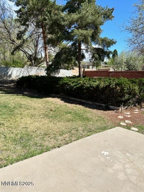 Building Photo - 7050 Pembroke Dr