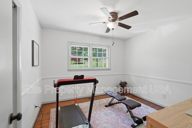 Building Photo - 1338 Northwood Cir NE