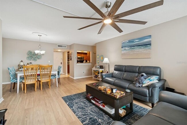 Building Photo - 5220 Brittany Dr S