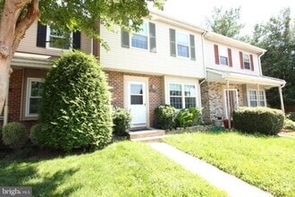 Building Photo - 19539 Fetlock Dr