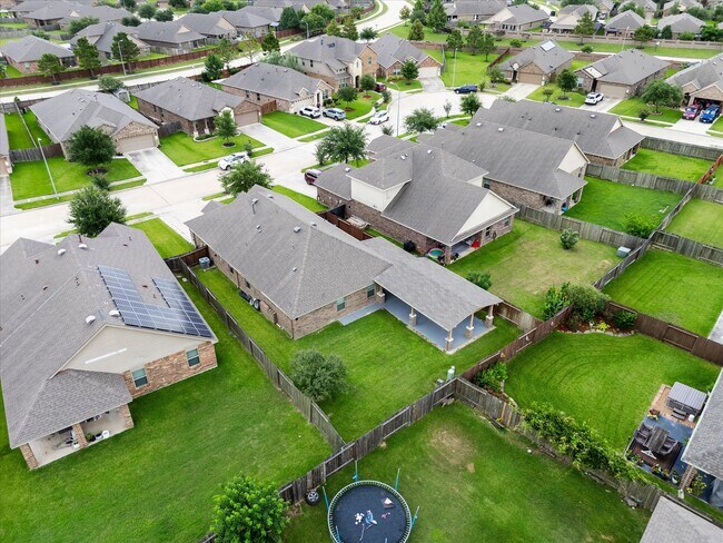 Building Photo - 4515 Terrazza Verde Dr
