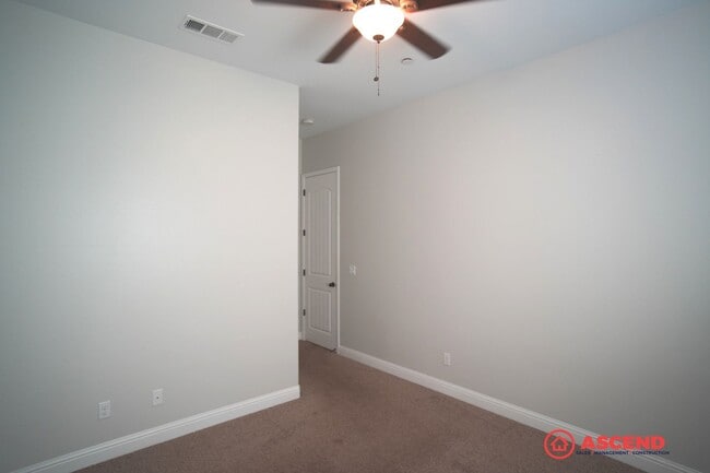 Building Photo - Breathtaking Home Off Calloway and Snow Rd!