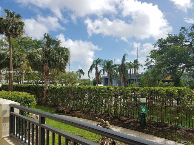 Building Photo - 600 W Las Olas Blvd