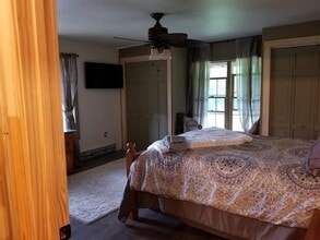 Building Photo - 57 King Rd