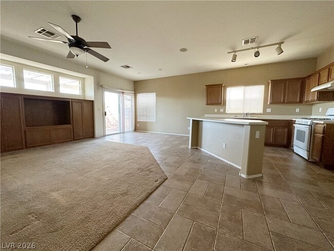 Building Photo - 1109 E Malibu Sands Ave