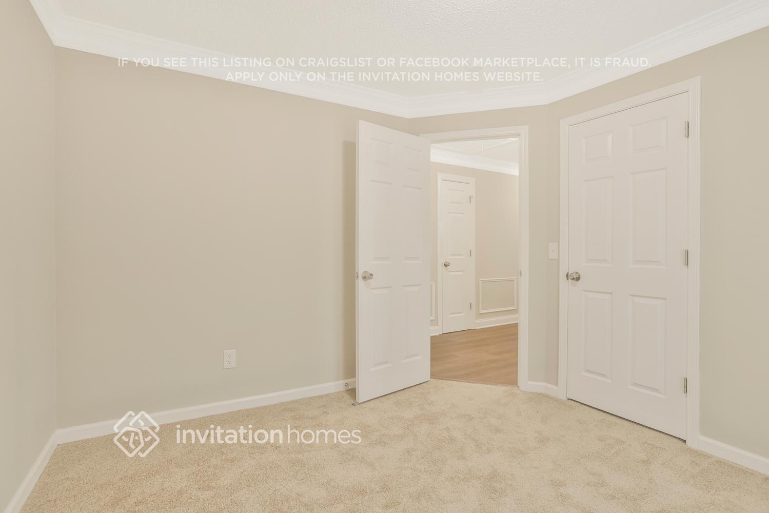 Building Photo - 307 Clubhouse Ct NW