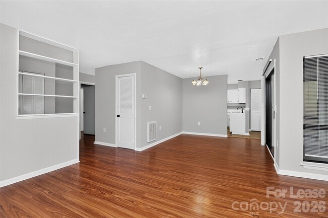 Building Photo - 4804 Spring Lake Dr