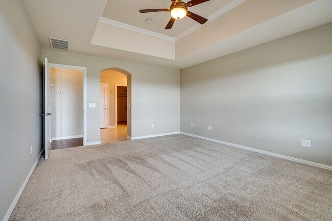 Building Photo - 9109 Perimeter Dr