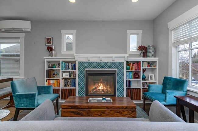 Building Photo - 4bd/3ba Seattle Home