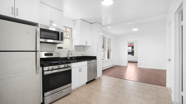 Building Photo - 57-22 63rd St