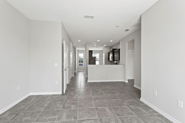 Building Photo - 4/2.5 Beautiful Energy Efficient Townhome ...