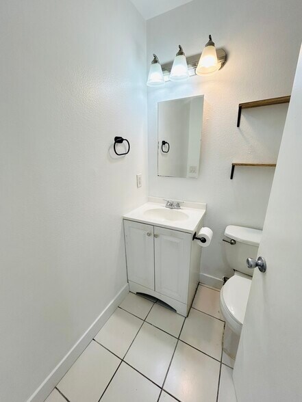 Bathroom - 1721 Normandy Pl