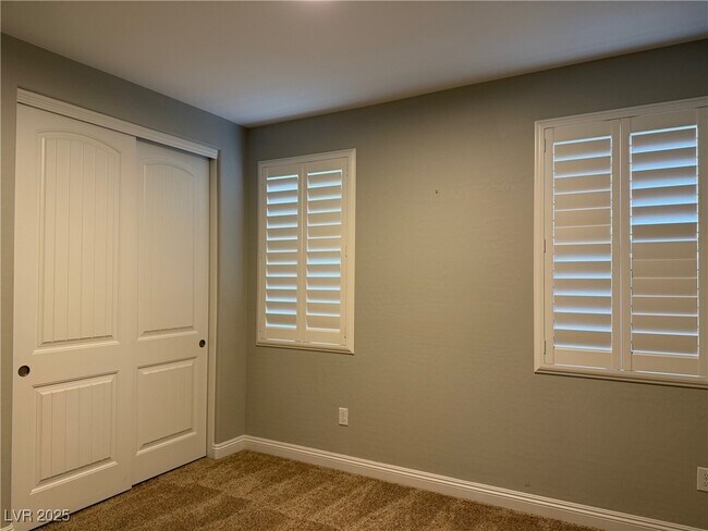 Building Photo - 304 Rezzo St