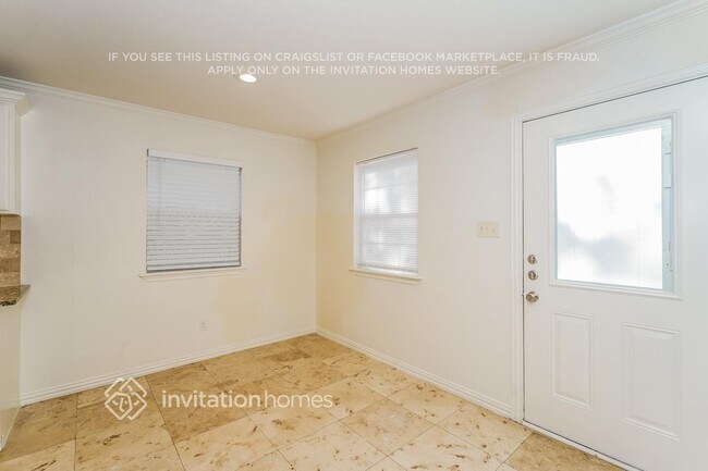 Building Photo - 209 King Trail