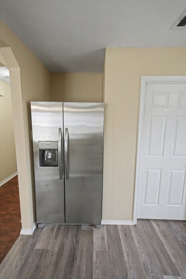 Building Photo - Charming Single-Story in Cibolo - Realtor Commission: $500