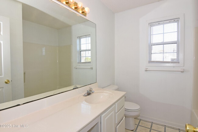 Building Photo - 309 Bridgeton Ct
