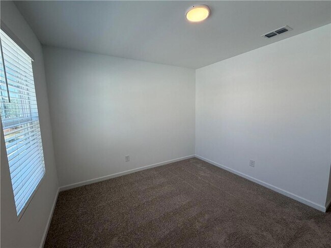 Building Photo - 6715 Armonia Dr