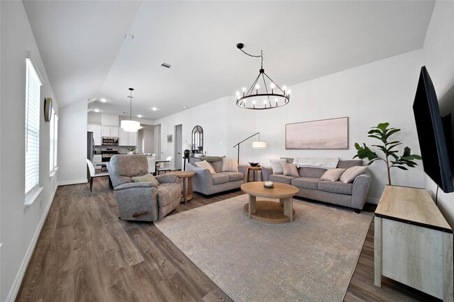 Building Photo - 40391 Bay Warbler Wy