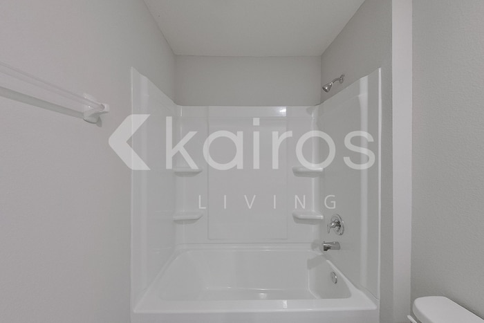 Building Photo - 4455 SW 85 Ln