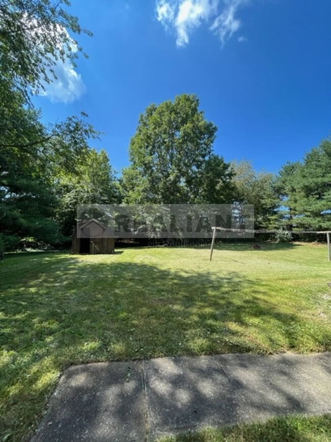 Building Photo - 314 Walters Ln