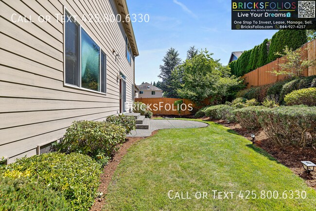 Building Photo - Executive Rental in Redmond – Luxury, Comf...