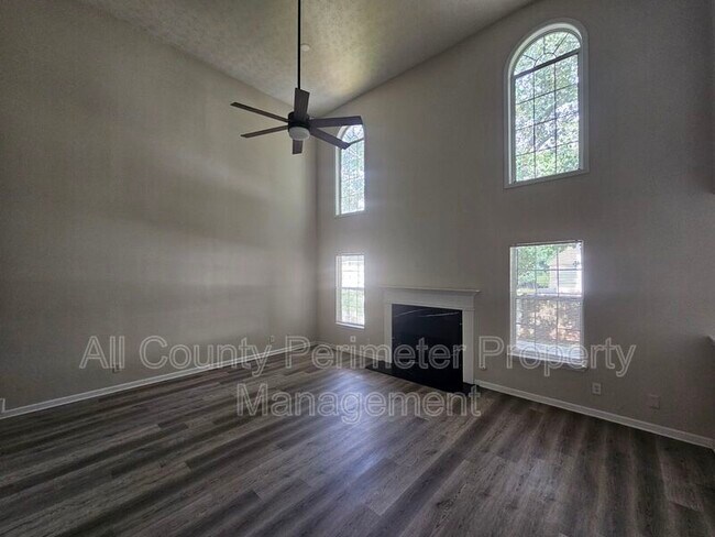 Building Photo - 4493 Bridle Ridge Way