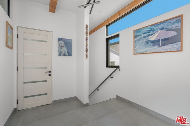 Building Photo - 4108 Highland Ave