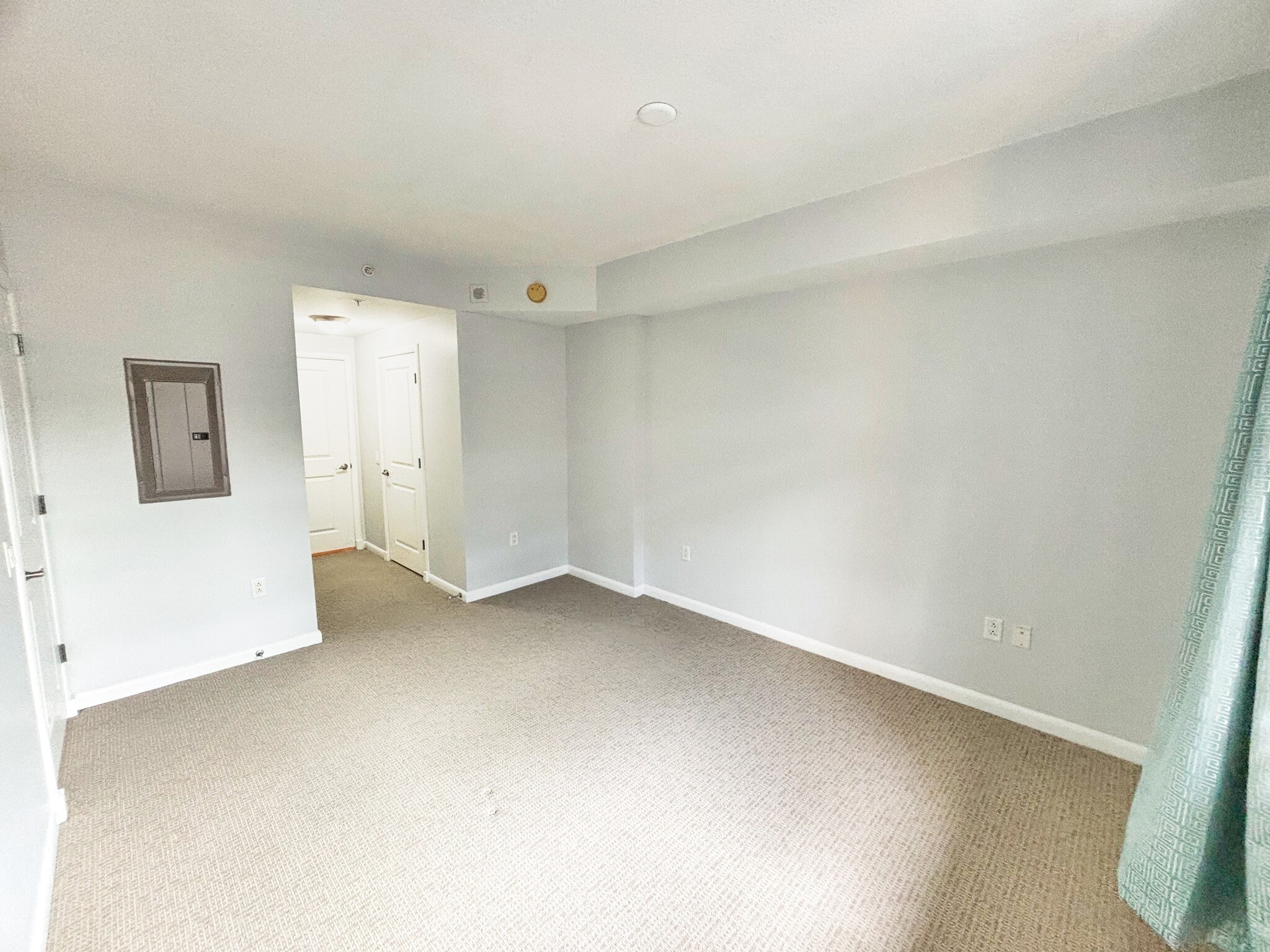 Building Photo - 1021 N Garfield St