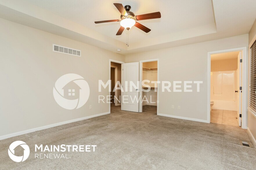 Building Photo - 709 Emerson Dr