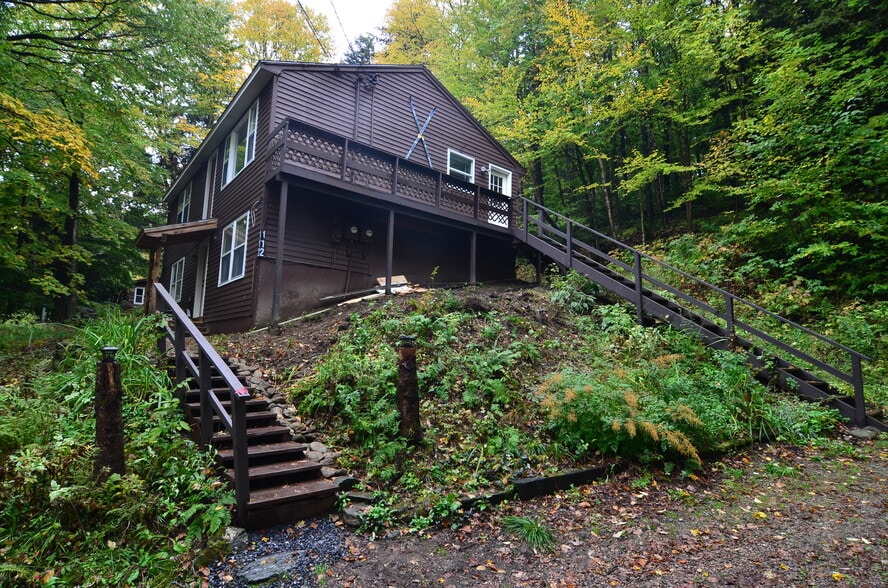 Building Photo - 112 Horseshoe Rd